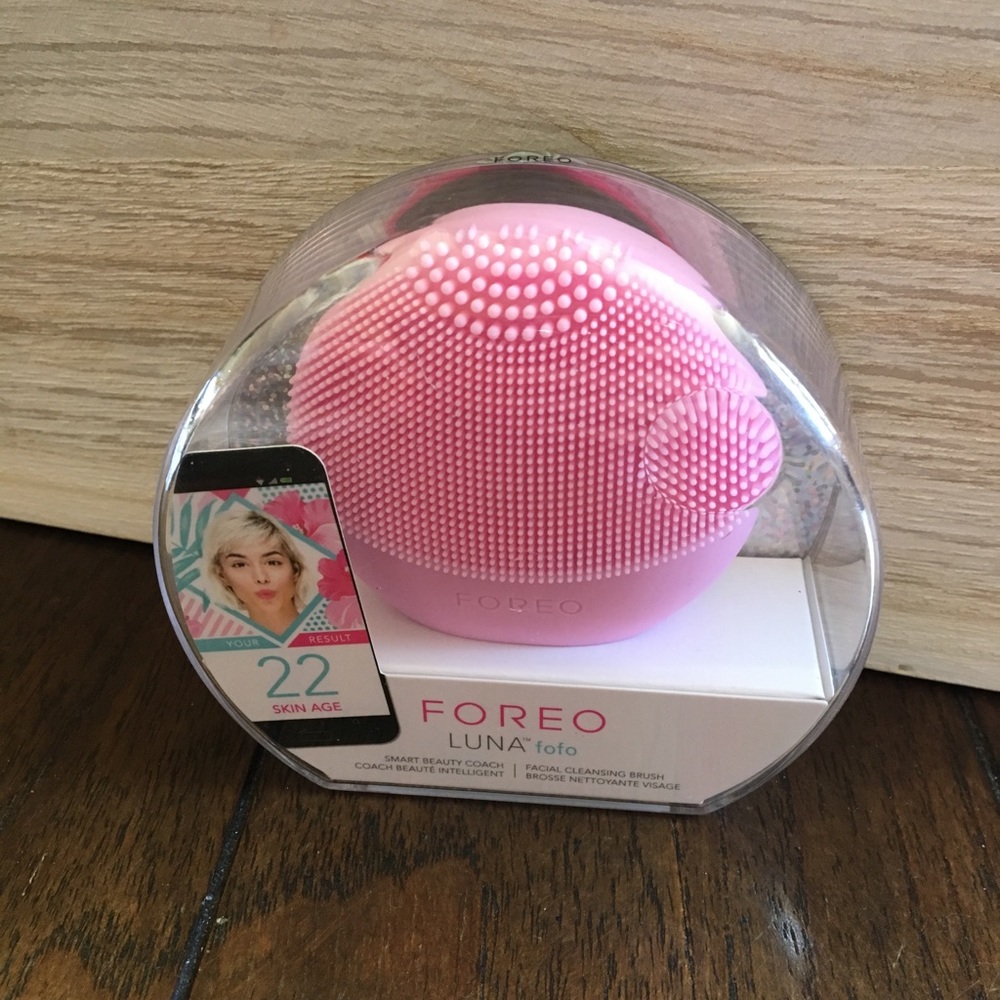 NWT foreo Luna
